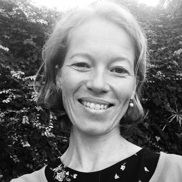 Caroline-Harrington-BW Caroline-Harrington-BW